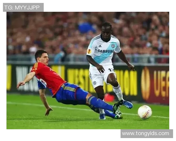 吕迪格的足球之路:从青训新星到世界顶级后卫的传奇历程 吕迪格的足球之路:从青训新星到世界顶级后卫的传奇历程