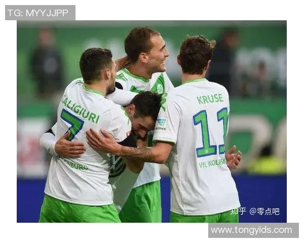 哈雷斯彻迎战狼堡争夺关键三分双方全力以赴力争胜利 哈雷斯彻迎战狼堡争夺关键三分双方全力以赴力争胜利